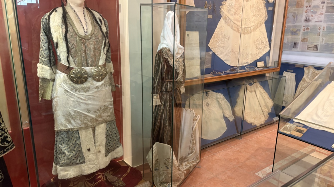 Ένα ταξίδι μνήμης στη Σκάλα Λουτρών