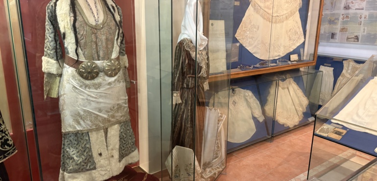 Ένα ταξίδι μνήμης στη Σκάλα Λουτρών